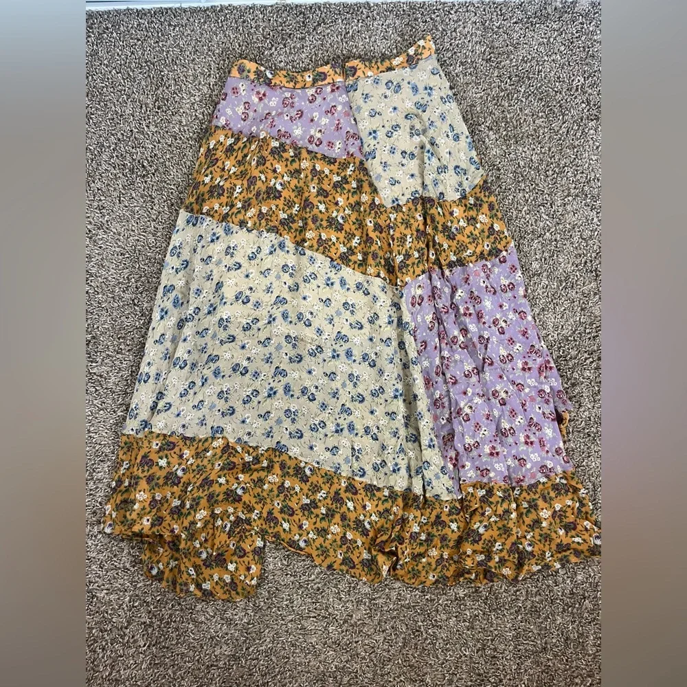 Zara Floral Patchwork Hi-Lo Flowy Boho Gypsy Skirt Blogger Favorite Size Medium - Picture 7 of 7